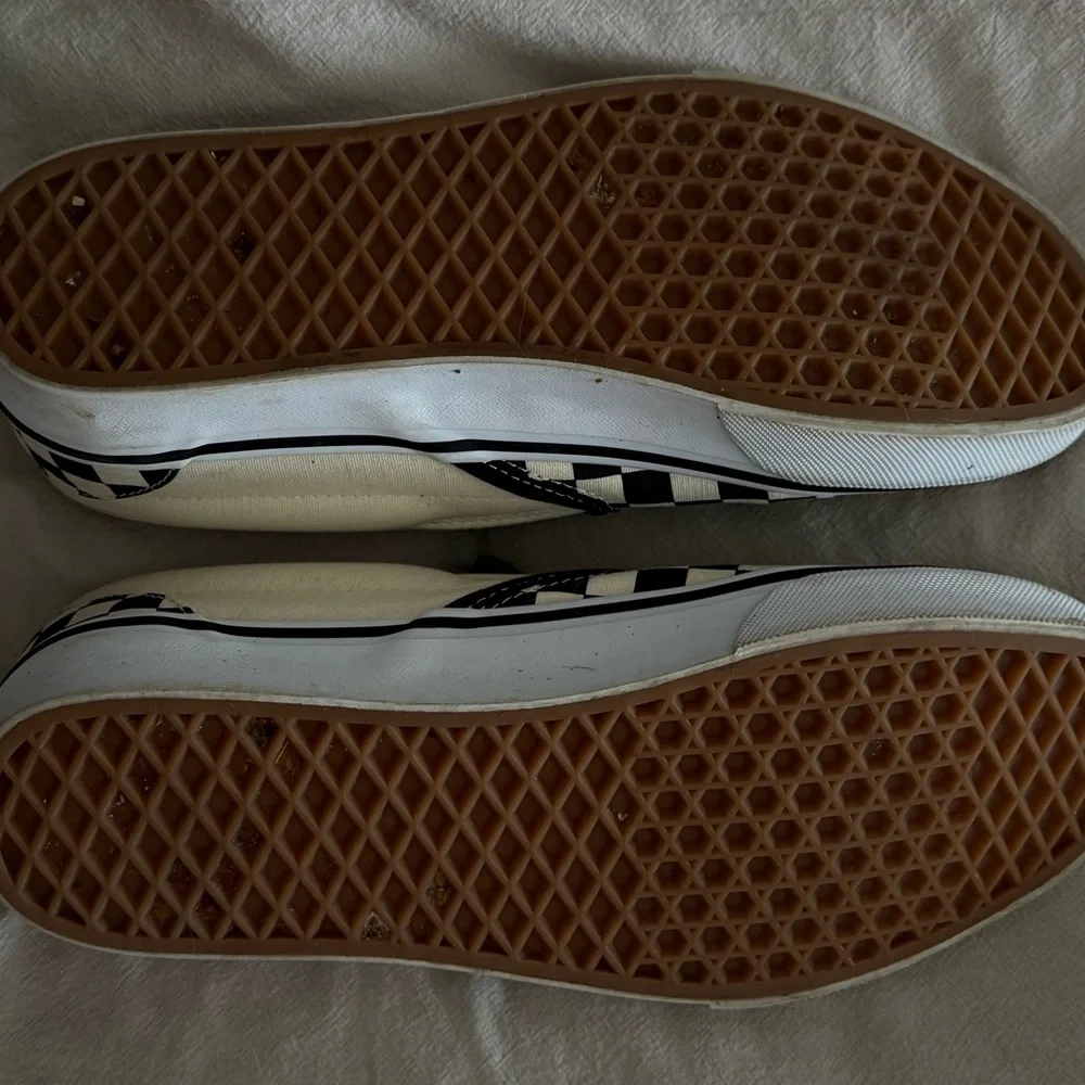 Vans Checkerboard Slip-On Sneakers - Black & White Men's 9.5 Women's 11 - Picture 4 of 6